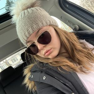 Meet your Posher, Celine